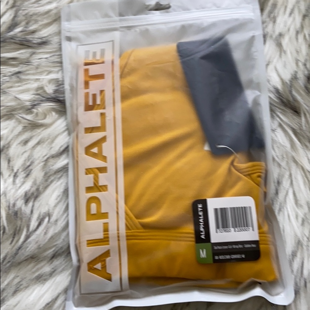 Alphalete Surface Laser Cut Wrap Bra - Golden Hour - Picture 12 of 13